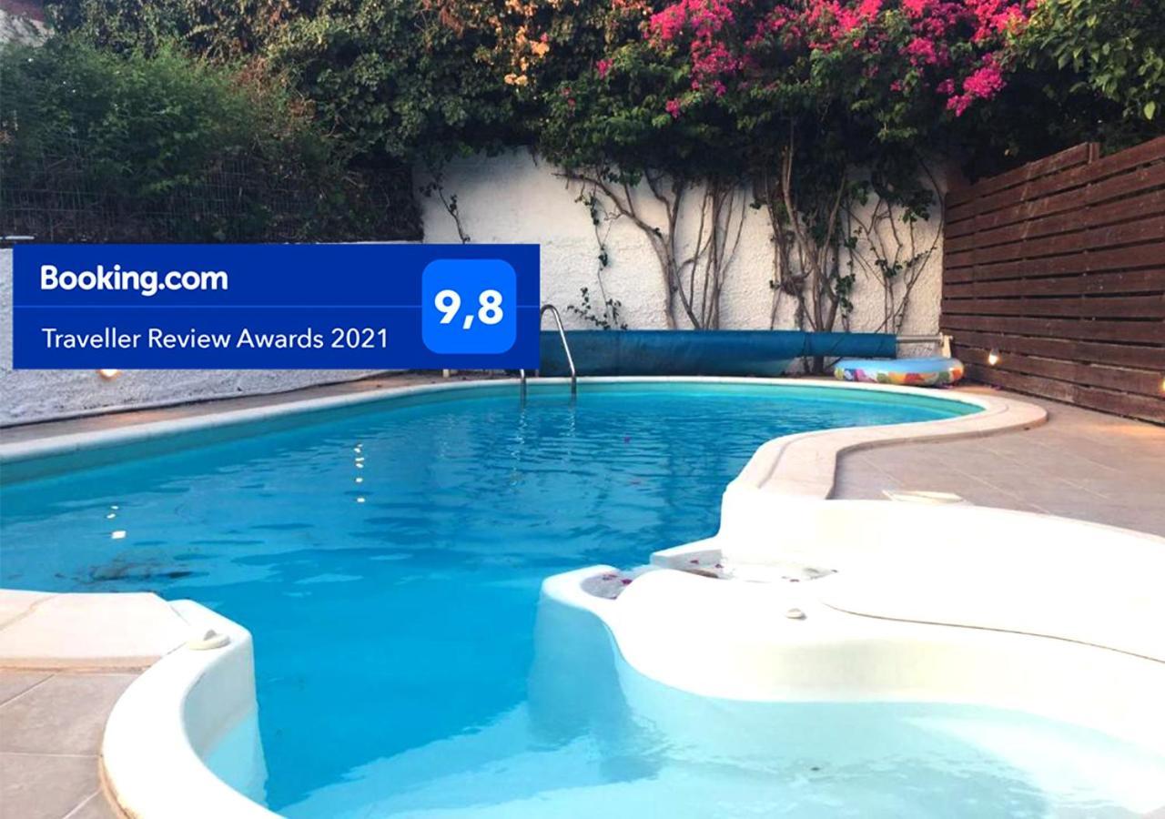 Villa Christina With Private Pool In Saronida, Near Stunning Beaches, Athens Airport & Sounio エクステリア 写真